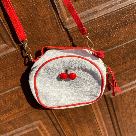 White cherry purse with matching earrings. - Picture 2 of 8